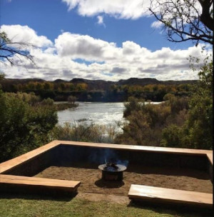  Vacation Hub International | Gkhui Gkhui River Lodge Room