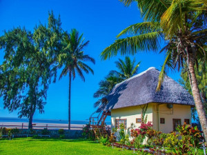  Vacation Hub International | Vilancool Beach Resort Room