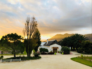  Vacation Hub International | Springfontein Wine Estate Room