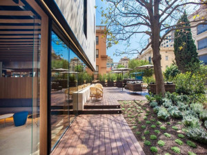  Vacation Hub International | Ocean Drive Barcelona Room