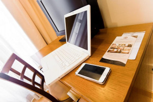  Vacation Hub International | Hotel Granada Centro Room