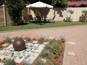  Vacation Hub International | BUTRIN GUEST HOUSE Room