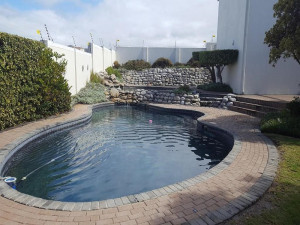  Vacation Hub International | Whale View Self Catering Apartment Room
