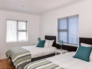 Vacation Hub International | Serenity on Sleigh Unit Room