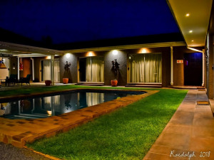  Vacation Hub International | La Provence Accommodation Room