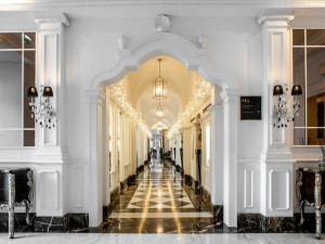  Vacation Hub International | InterContinental :  Porto - Palacio das Cardosas Room