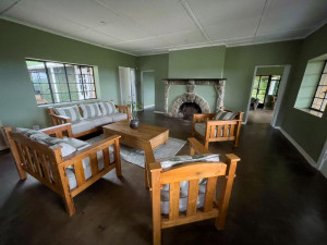  Vacation Hub International | The Stone House Room