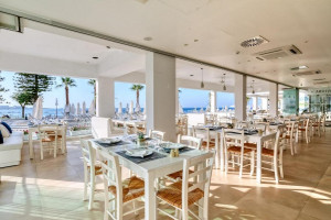  Vacation Hub International | Nausicaa Beach Room