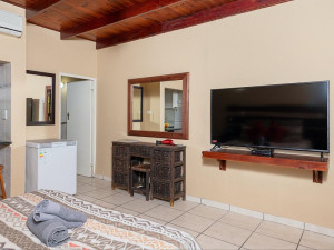  Vacation Hub International | Manzini Chalets -18 Room
