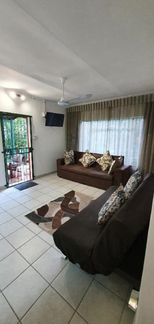  Vacation Hub International | Sister's Haven Room