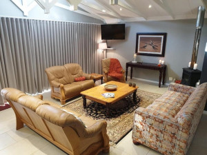 Vacation Hub International | Rueby’s Guesthouse Room