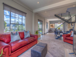  Vacation Hub International | Crossfire @ Home - Paardevlei Room