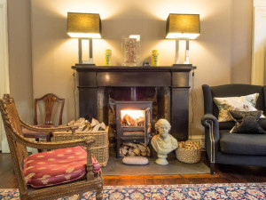  Vacation Hub International | Six Brunton Place Room