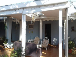  Vacation Hub International | The Planes Guest House Room