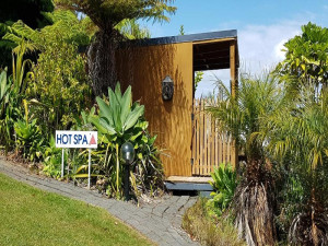  Vacation Hub International | Aloha Seaview Resort Motel Room