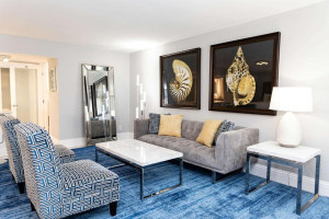  Vacation Hub International | Best Western Palm Beach Lakes Room
