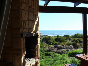  Vacation Hub International | West Coast GuestHouse- Sea Breeze Room