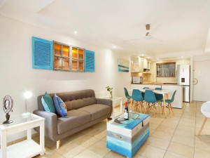  Vacation Hub International | Ocean View 303 Room