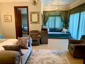  Vacation Hub International | Mountain Rose Guesthouse Room