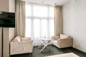  Vacation Hub International | Hotel Bloemendaal Room