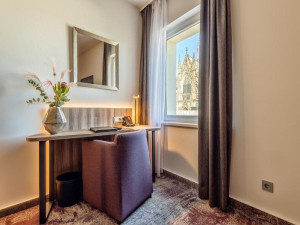  Vacation Hub International | CityClass Hotel Europa am Dom Room