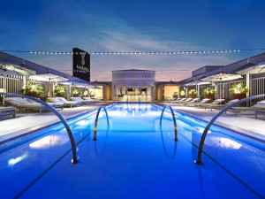  Vacation Hub International | SAHARA Las Vegas Room