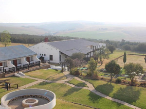  Vacation Hub International | Sierra Ranch Room