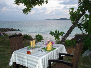  Vacation Hub International | Castello Beach Hotel Room