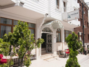  Vacation Hub International | Mevlana Hotel Room