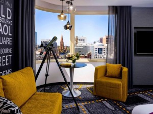  Vacation Hub International | Pullman Melbourne on Swanston Room