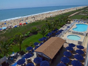  Vacation Hub International | Carousel Resort Hotel and Condominiums Room