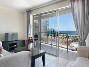  Vacation Hub International | Coral Island 104 Room
