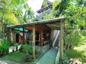  Vacation Hub International | Romance Bungalows Room