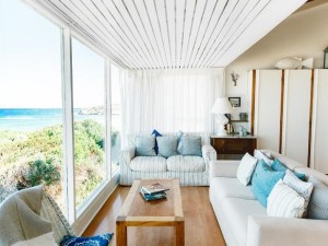  Vacation Hub International | Seabreeze Arniston Room
