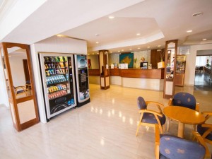  Vacation Hub International | Hotel Amic Can Pastilla Room