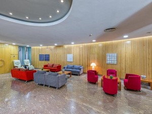  Vacation Hub International | Senator Parque Central Hotel Room