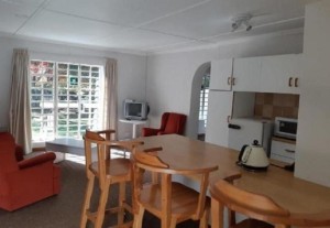  Vacation Hub International | The Historic Hogsback Inn Room