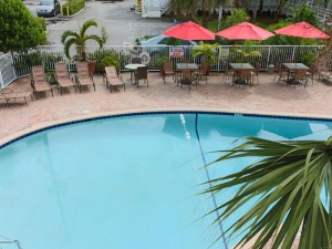  Vacation Hub International | Collins Hotel Room