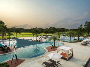  Vacation Hub International | Eastin Thana City Golf Resort Bangkok Room