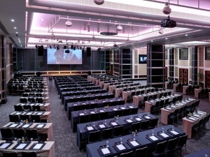  Vacation Hub International | Leonardo Royal London St Paul’s Room