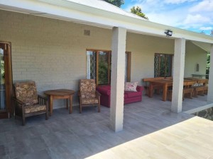  Vacation Hub International | Burnbrae Farmhouse (6 b/rooms with pool) Room
