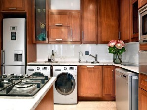  Vacation Hub International | Le Petit Bijou Boutique Apartments - Solar Power Room
