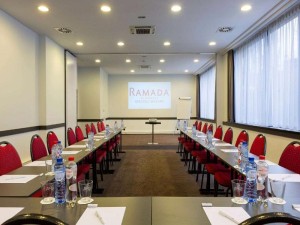  Vacation Hub International | Hotel Ramada Brussels Woluwe Room