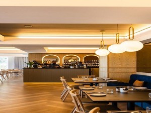  Vacation Hub International | The Winchester Hotel Room