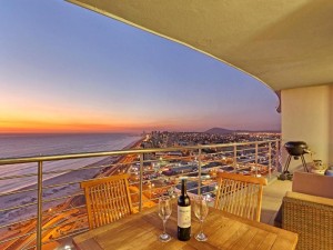  Vacation Hub International | Horizon Bay 1201 by HostAgents Room