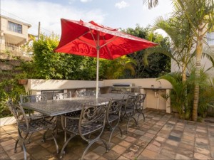  Vacation Hub International | The Floridian Guesthouse Room