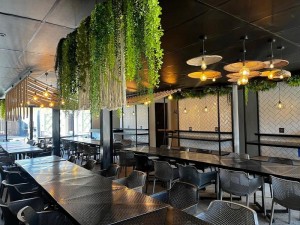  Vacation Hub International | Riverleaf Hotel Room