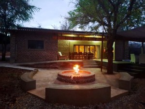  Vacation Hub International | The Hedgehog @ Marloth Room