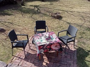  Vacation Hub International | Cinnamon & Sage Country Cabins Room