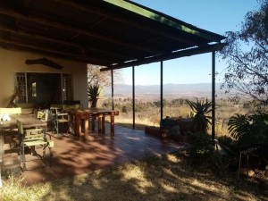  Vacation Hub International | Bushwhacked Barberton Room
